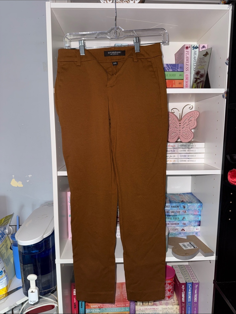 Liverpool Men's Chino Pants in Rich Brown
